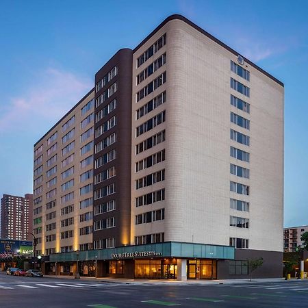 Doubletree Suites By Hilton Minneapolis Downtown Buitenkant foto