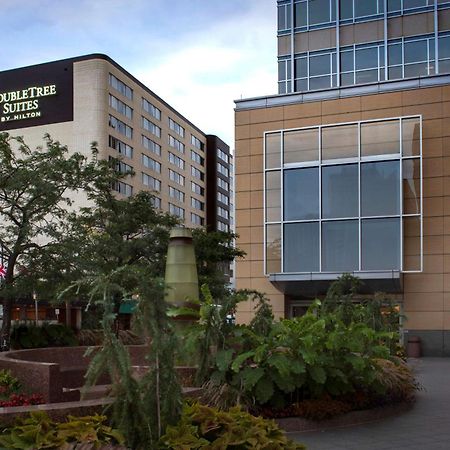 Doubletree Suites By Hilton Minneapolis Downtown Buitenkant foto
