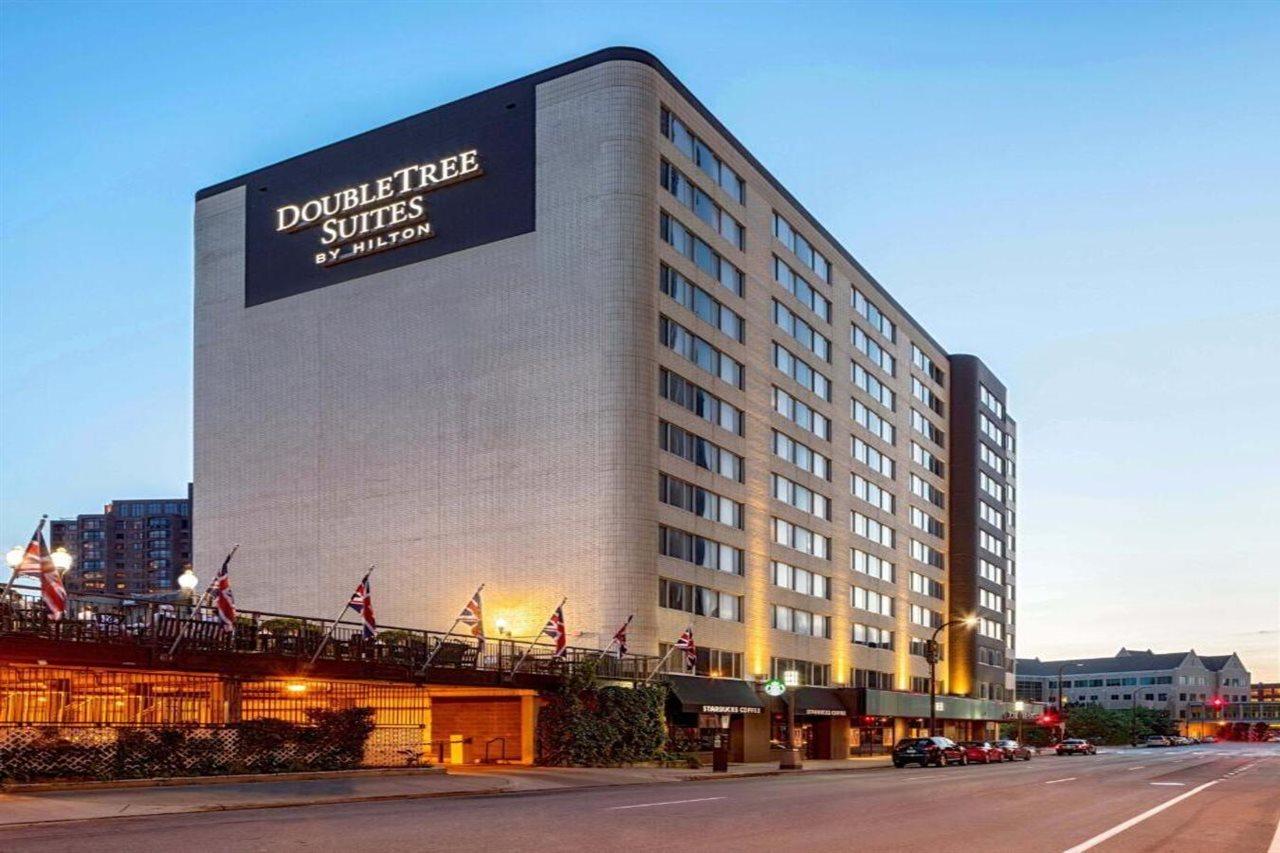 Doubletree Suites By Hilton Minneapolis Downtown Buitenkant foto