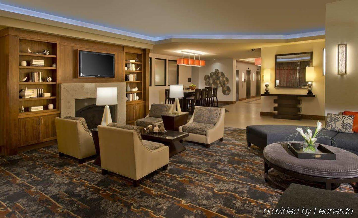Doubletree Suites By Hilton Minneapolis Downtown Buitenkant foto